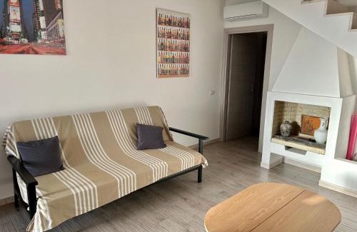 San Vero Milis Villa | Sunshine Luxury Seafront House - s'arena scoada