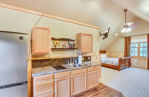 Oneida County House | SUNSHINE RANCHnElegant Country Retreat