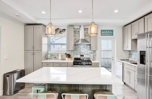 River Oaks House | Sunshine Retreat FTL- 3 Bedroom vacation home in downtown Ft. Lauderdale