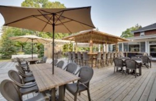 Central Lake Bed & Breakfast | Sunshine Room for 2 #7