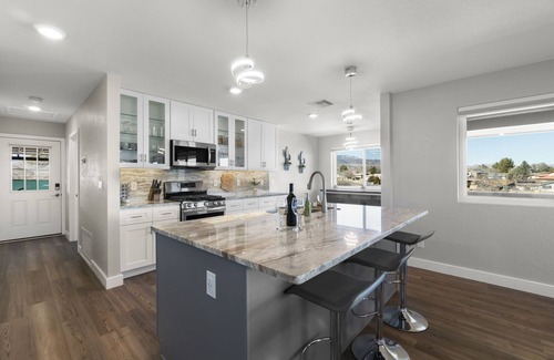 Cottonwood-Verde Village House | Sunshine's Hilltop Lookout