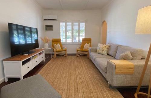 Falcon House | Sunshine Shack