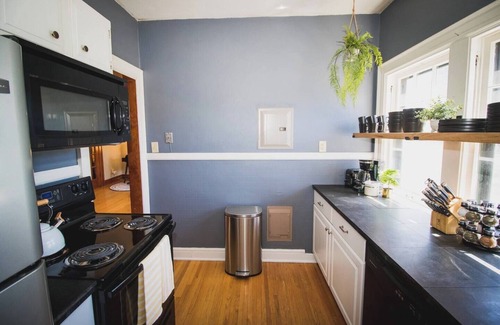 Greeley Apartment | Sunshine & Sky Loft