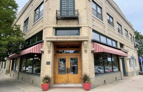 Greeley Apartment | Sunshine & Sky Loft