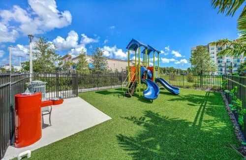 Miami Gardens Apartment | Sunshine State Sanctuary #2401