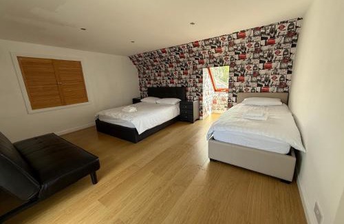 Insch Apartment | Sunshine three bedrooms Apartment