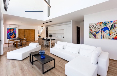 Argolikon Villa | Sunshine Villa!