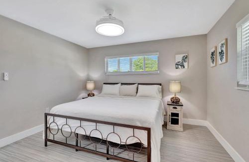 Hunt Club House | Sunshine Villa - with Private Pool