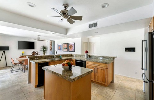 Chino Canyon House | Sunsplash Retreat - Pool with Mountain Views