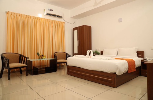 Pala Hotel | Sunstar Residency & Food Plaza Pala