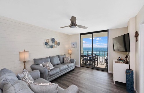 Orange Beach Apartment | Sunswept 607 condo