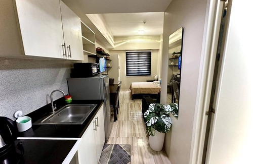 Downtown Cebu Condo | Sunvida tower condo nOne minute walk to Sm City Cebu Mabolo n