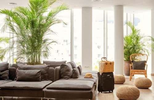 Costa Adeje Resort | Sunwing Fañabe Beach