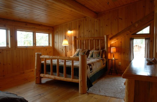 Marcell Cabin | Suomi Sisu MN Clearest lake, kayak, boat, private dock, handcrafted log cabin