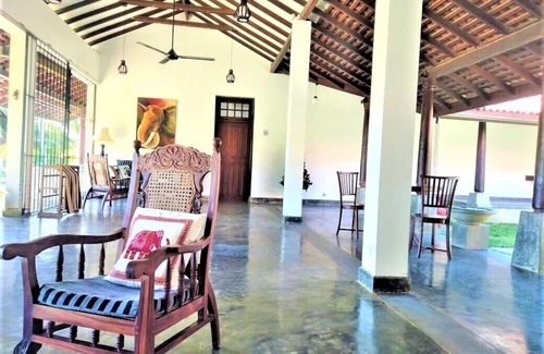 Kahandamodara Villa | Super 3 bedroom beach villa, Ranna, Tangalle for 6, pool, free pick up, serviced