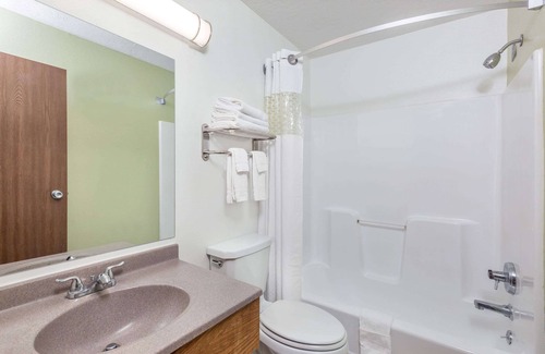 North Sioux City Hotel | Super 8 by Wyndham North Sioux City