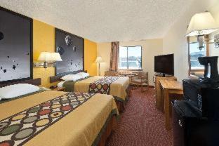 Alamogordo Hotel | Super 8 by Wyndham Alamogordo - White Sands