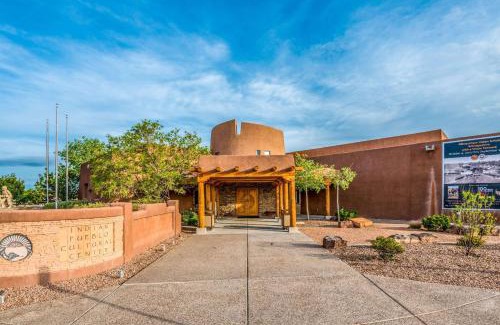 Westside Hotel | Super 8 by Wyndham Albuquerque West/Coors Blvd