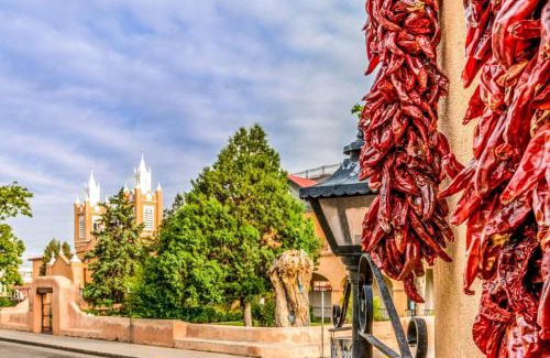 Westside Hotel | Super 8 by Wyndham Albuquerque West/Coors Blvd