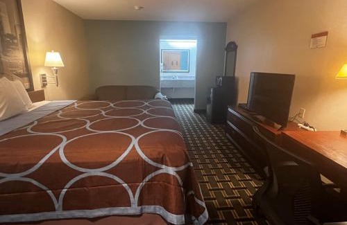 McNair Hotel | Super 8 by Wyndham Baytown I-10