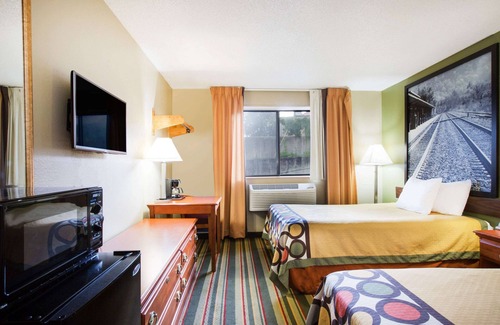 Sprague Hotel | Super 8 by Wyndham Beckley