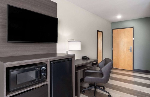 Big Timber Hotel | Super 8 by Wyndham Big Timber