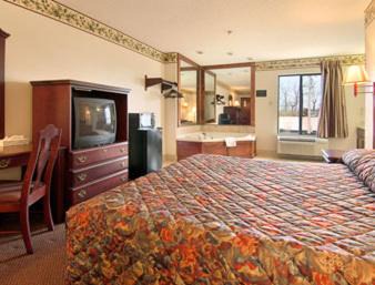 Booneville Hotel | Super 8 by Wyndham Booneville