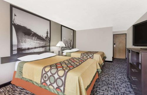 West Hills Hotel | Super 8 by Wyndham Bremerton