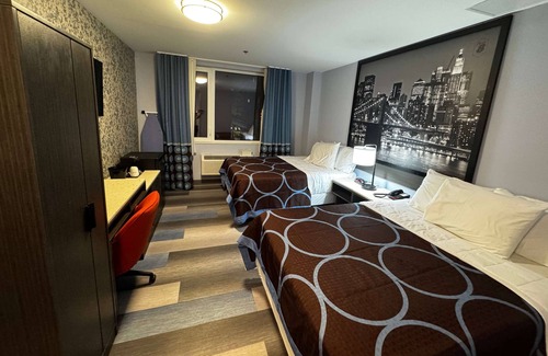 Cypress Hills Hotel | Super 8 by Wyndham Brooklyn Fulton Street/Broadway Junction