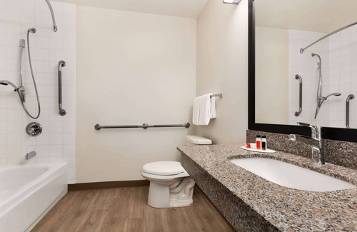 Southwest Calgary Hotel | Super 8 by Wyndham Calgary Shawnessy Area