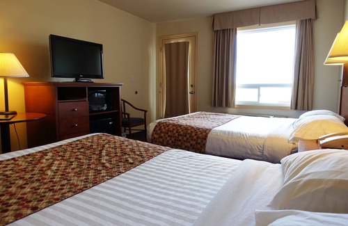 Caraquet Hotel | Super 8 by Wyndham Caraquet