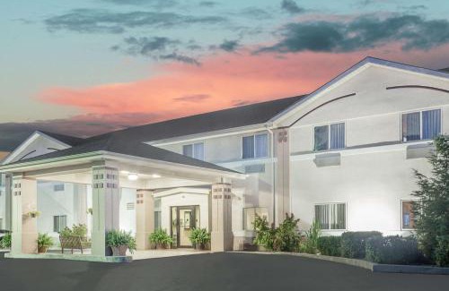 Central City Hotel | Super 8 by Wyndham Central City