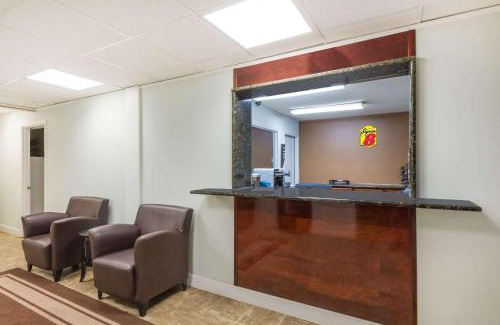 Ooltewah Hotel | Super 8 by Wyndham Chattanooga Ooltewah
