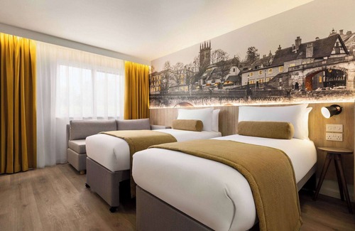 Hapsford Hotel | Super 8 by Wyndham Chester East