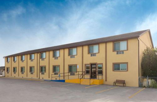Diamondville Hotel | Super 8 by Wyndham Diamondville Kemmerer