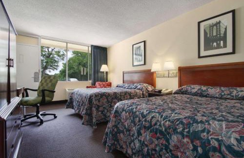 Dover Hotel | Super 8 by Wyndham Dover