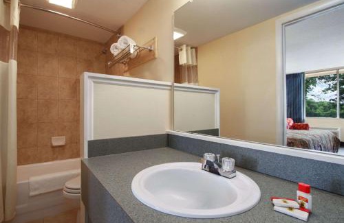 Dover Hotel | Super 8 by Wyndham Dover