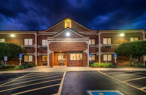 Elgin Hotel | Super 8 by Wyndham Elgin