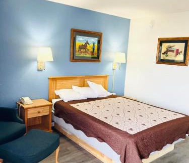 Fort Scott Hotel | Super 8 by Wyndham Fort Scott