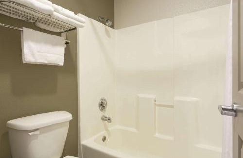 Fortuna Hotel | Super 8 by Wyndham Fortuna