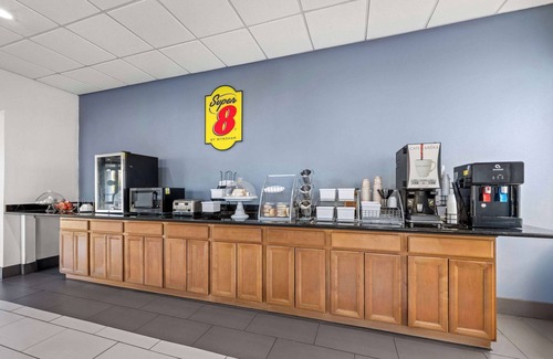Garysburg Hotel | Super 8 by Wyndham Garysburg/Roanoke Rapids