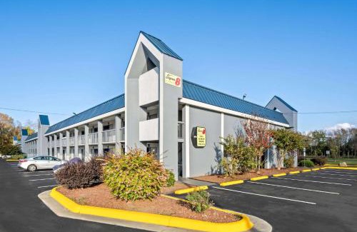 Garysburg Hotel | Super 8 by Wyndham Garysburg/Roanoke Rapids
