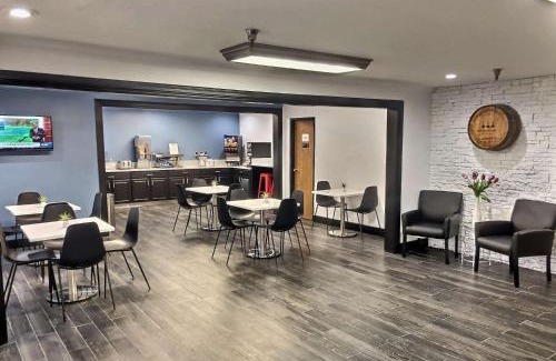 Georgetown Hotel | Super 8 by Wyndham Georgetown