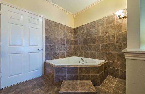Greenville Hotel | Super 8 by Wyndham Greenville