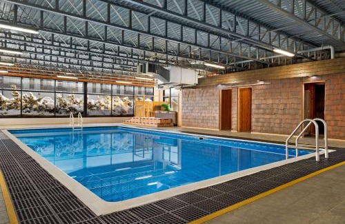 Hearst Hotel | Super 8 by Wyndham Hearst ON