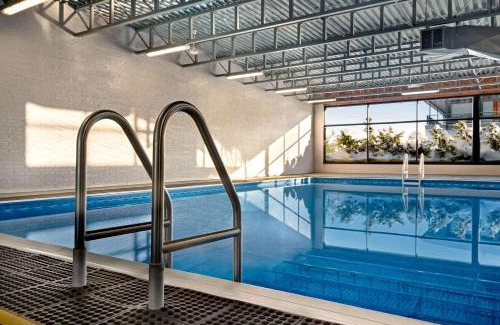Hearst Hotel | Super 8 by Wyndham Hearst ON