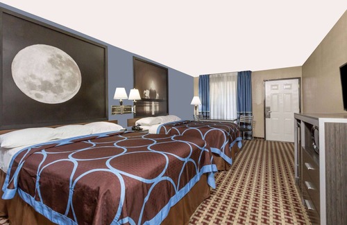 Nassau Bay Hotel | Super 8 by Wyndham Houston/NASA