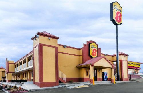 Southport Hotel | Super 8 by Wyndham Indianapolis-Southport Rd
