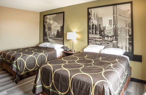 Indianapolis Hotel | Super 8 by Wyndham Indianapolis South