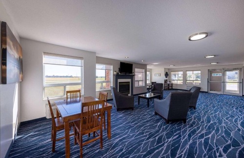 Jackson Hotel | Super 8 by Wyndham Jackson MN